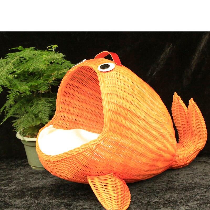 Natural Rattan Fish Shaped Cat Bed